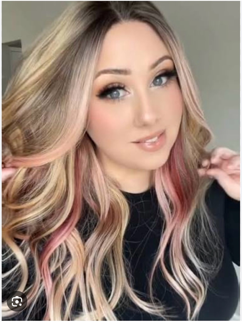 Sassy Misfits Sorbet Crown Wig with Rose Gold Peekaboo Highlights Wavy